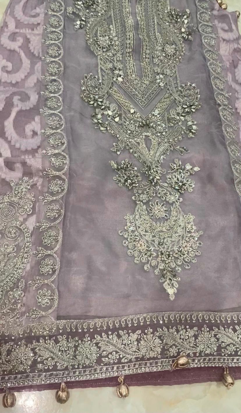 Vanya M size